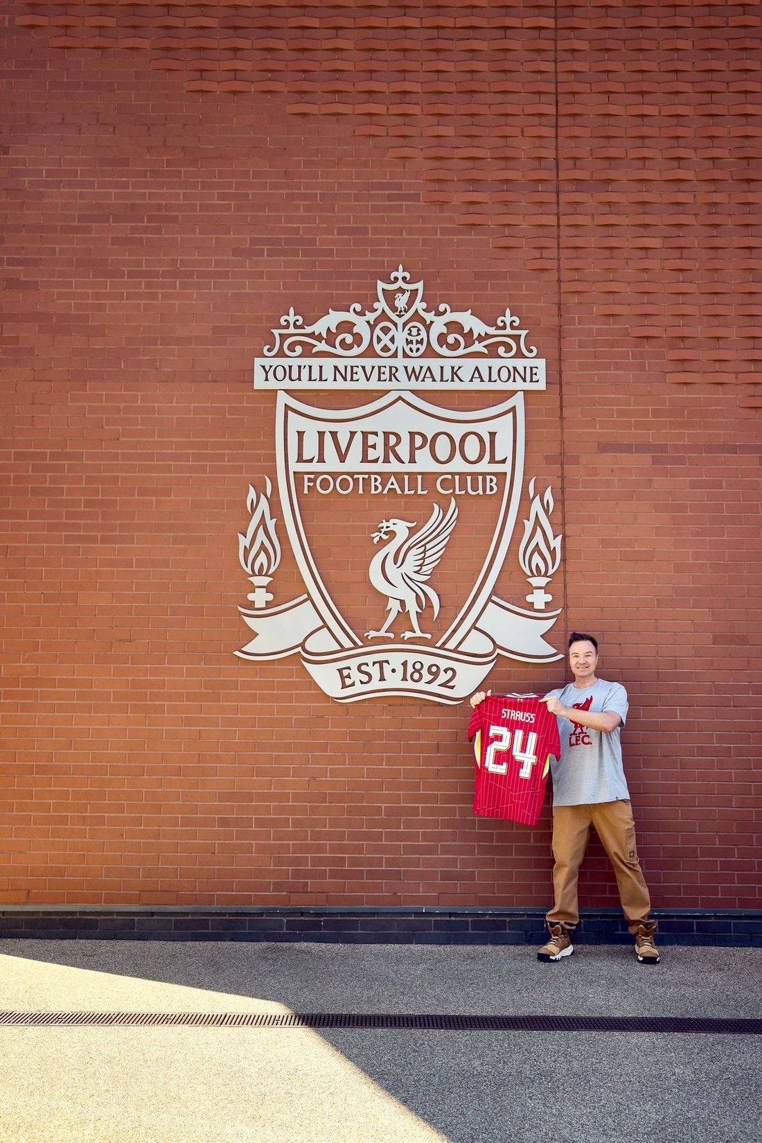 liverpoolstrauss az2