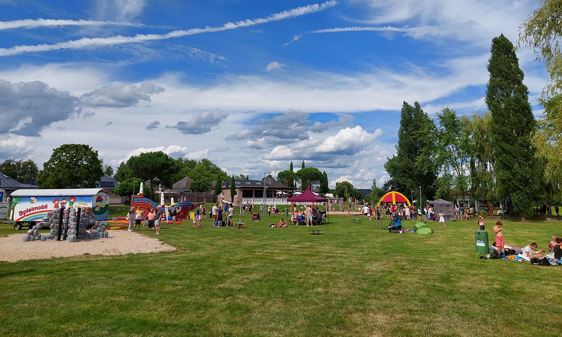 sommerfestamkinzigsee az