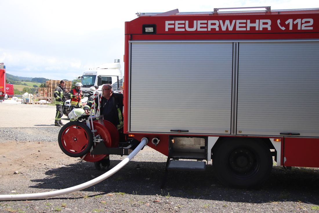 hallendachschlue az4