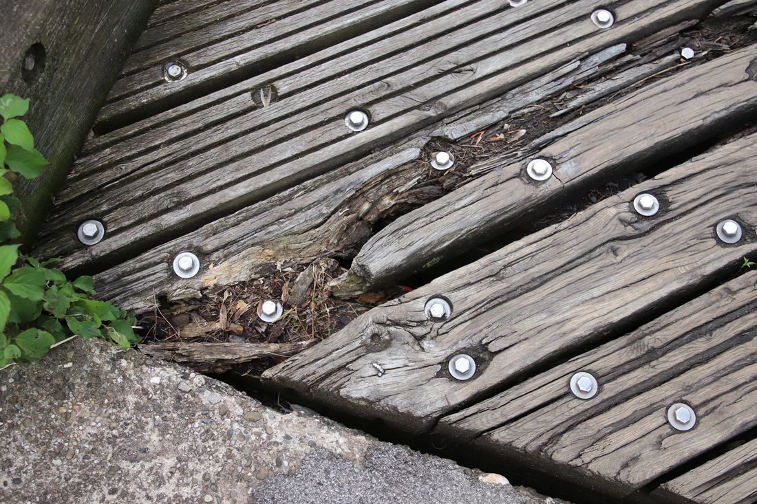 neuebrueckeinherolz az1