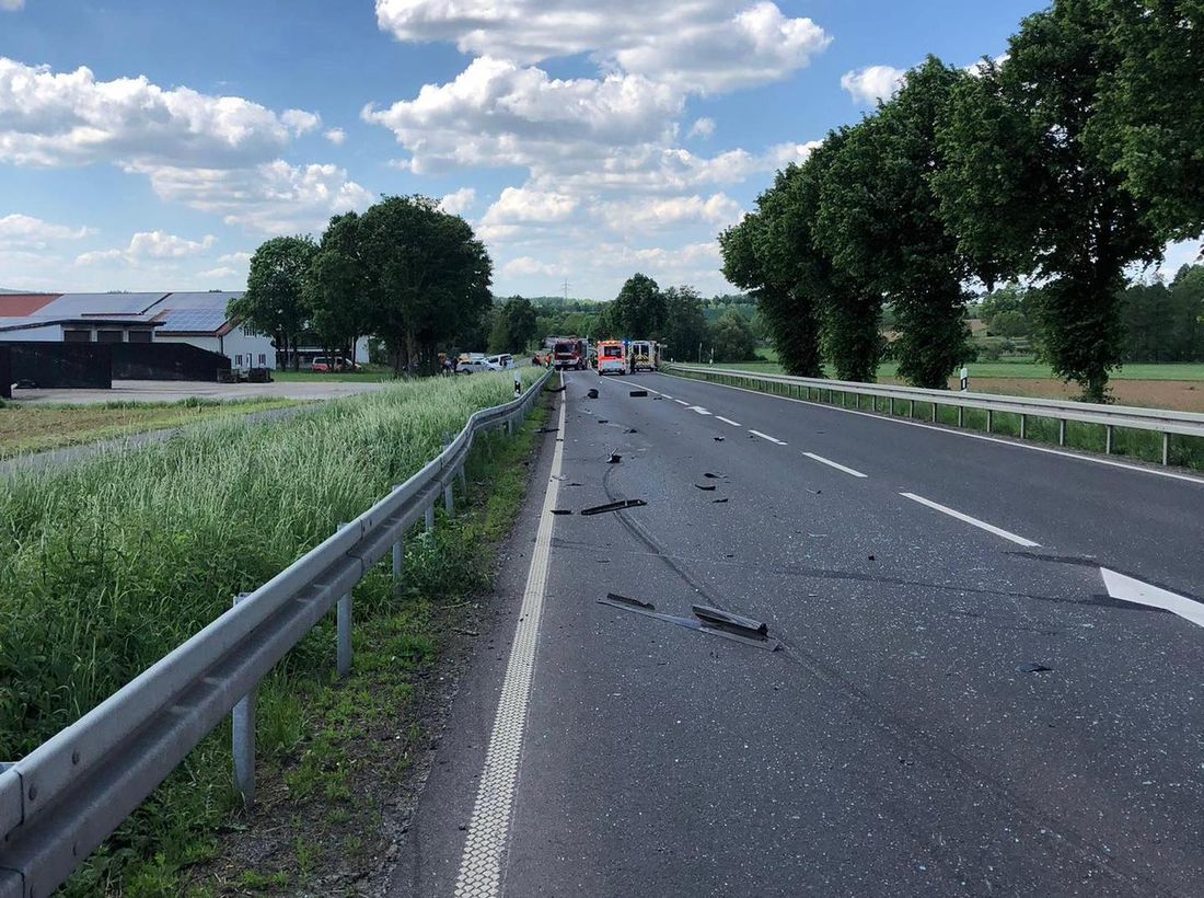 frontunfgruenbue az2