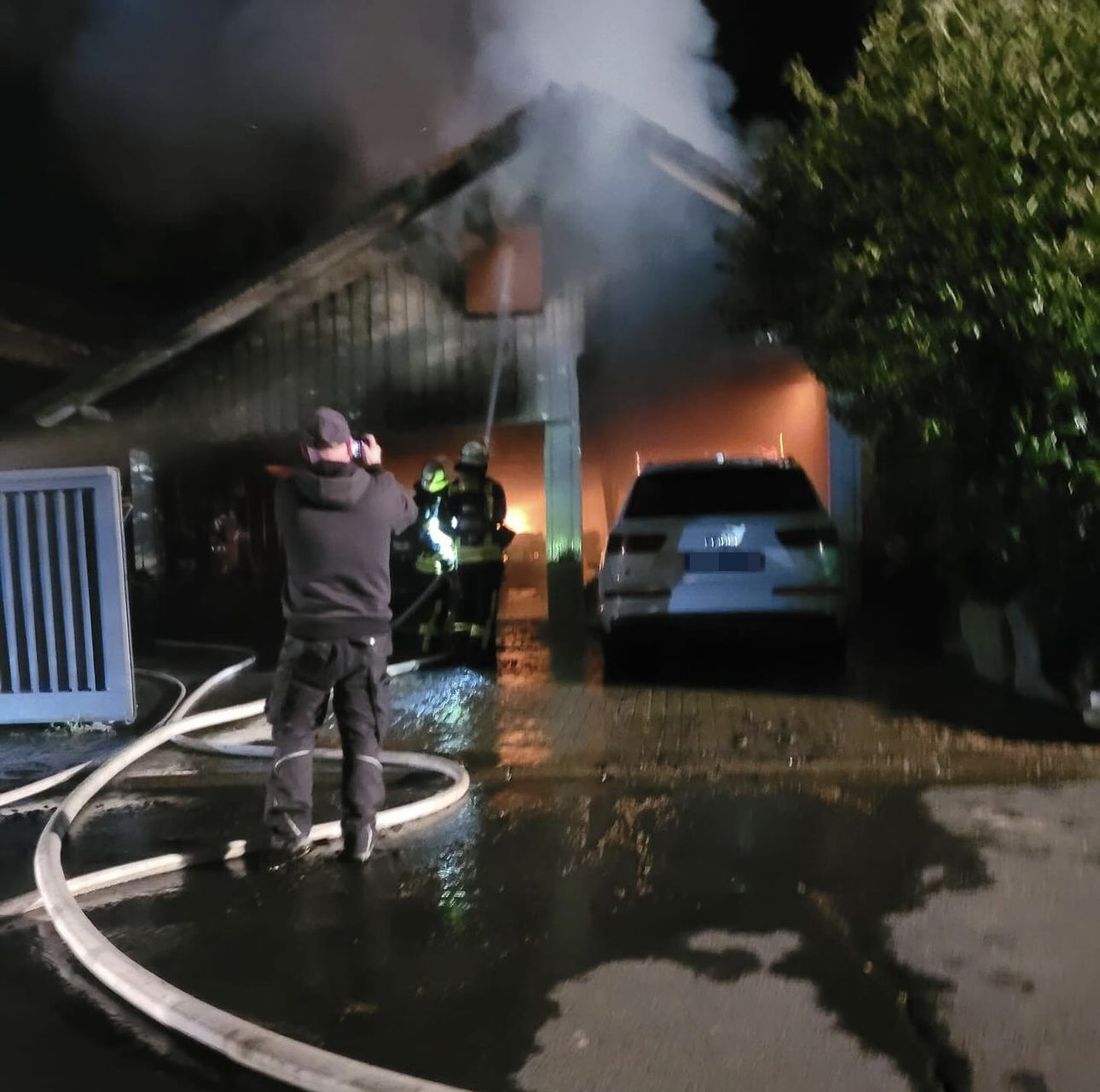 garagenbrandinfloersbach az1