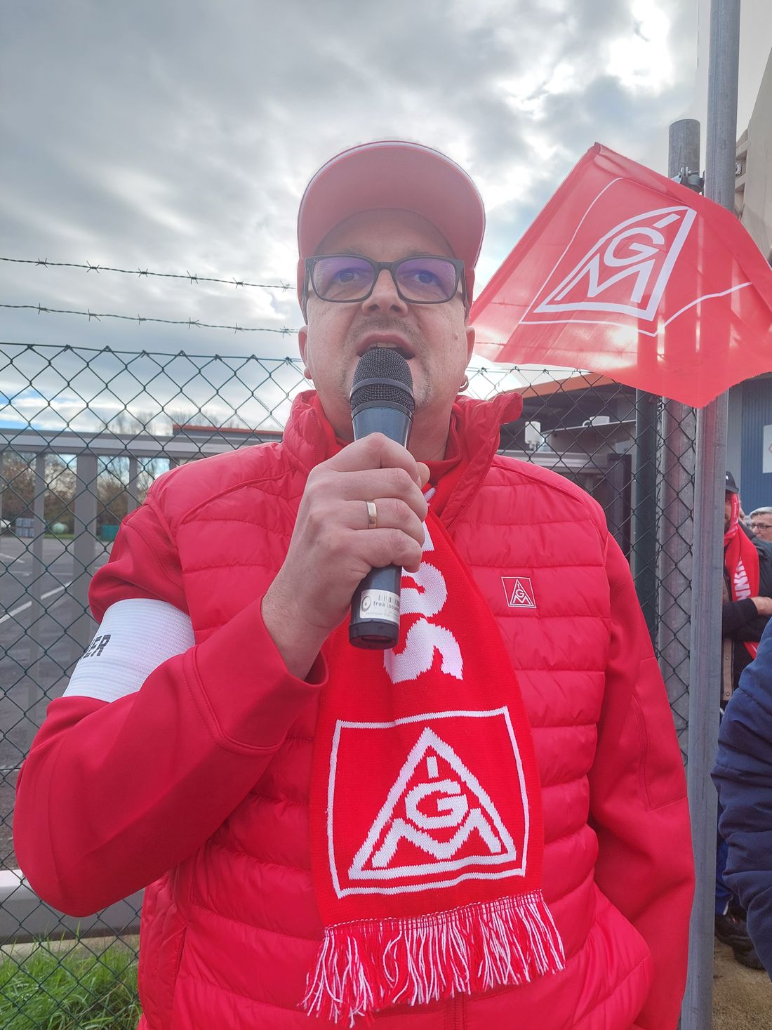 bauerhinwarnstreik az1