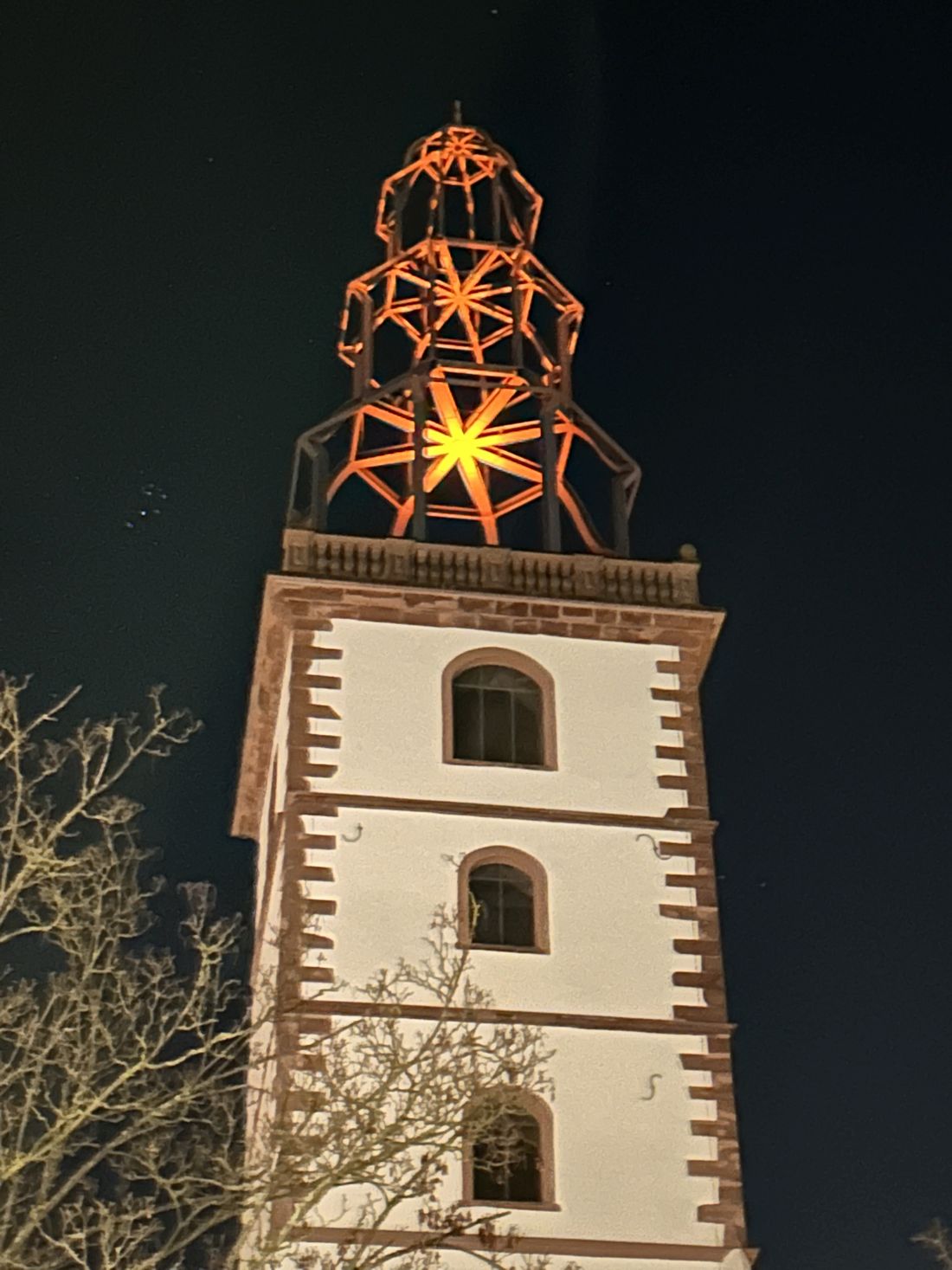 kirchturmspizuorange az