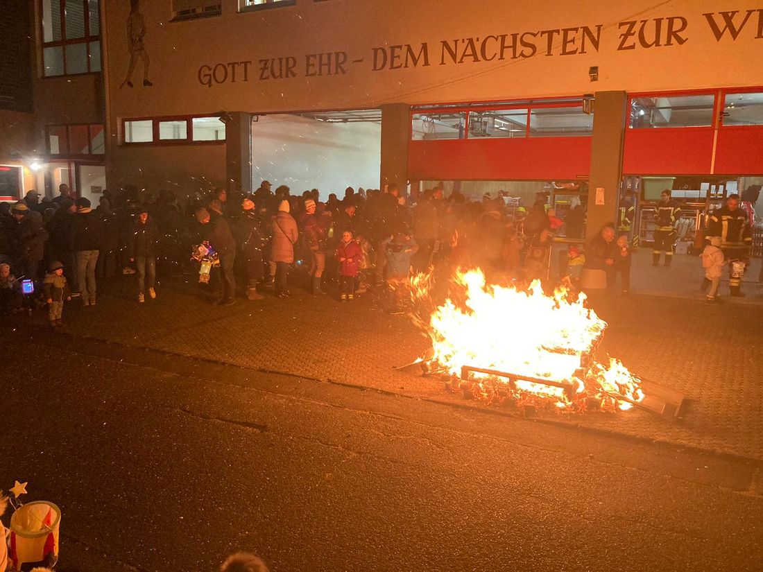 kitahasselmartin az1