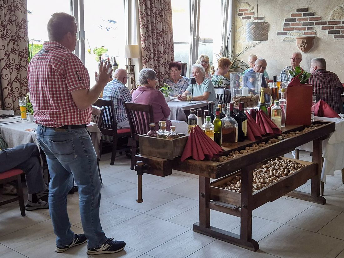 vierterstammtischpfeifer az