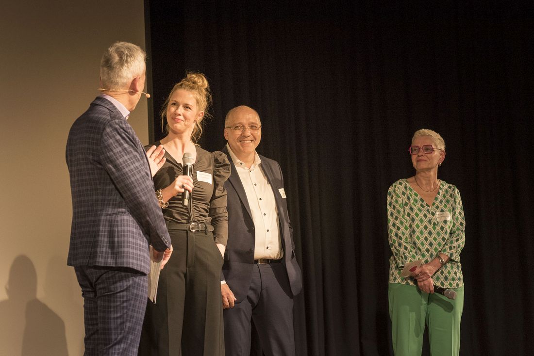 kinderzukunfjahrestreffen az1