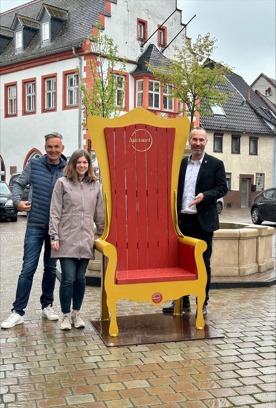 spessartthronwindecken az