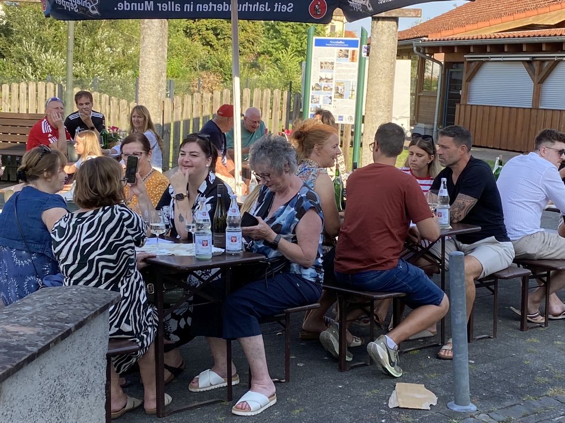 weinfesthaesseler az1