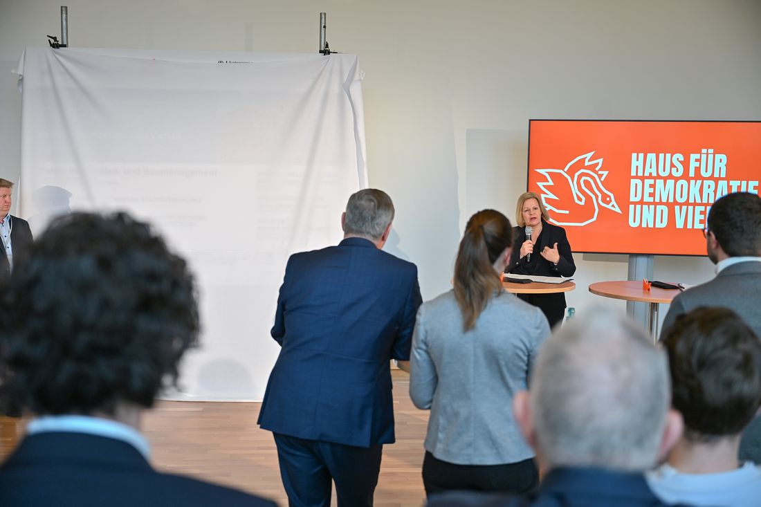 bauschuldhausdemohu az2