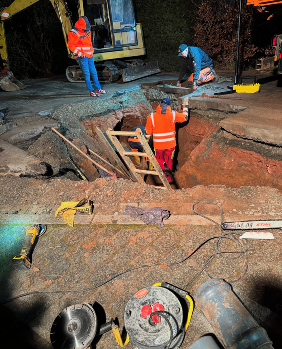 rohrbruchjossgrundabeh az