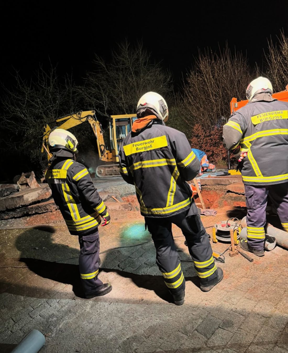 rohrbruchjossgrundabeh az1