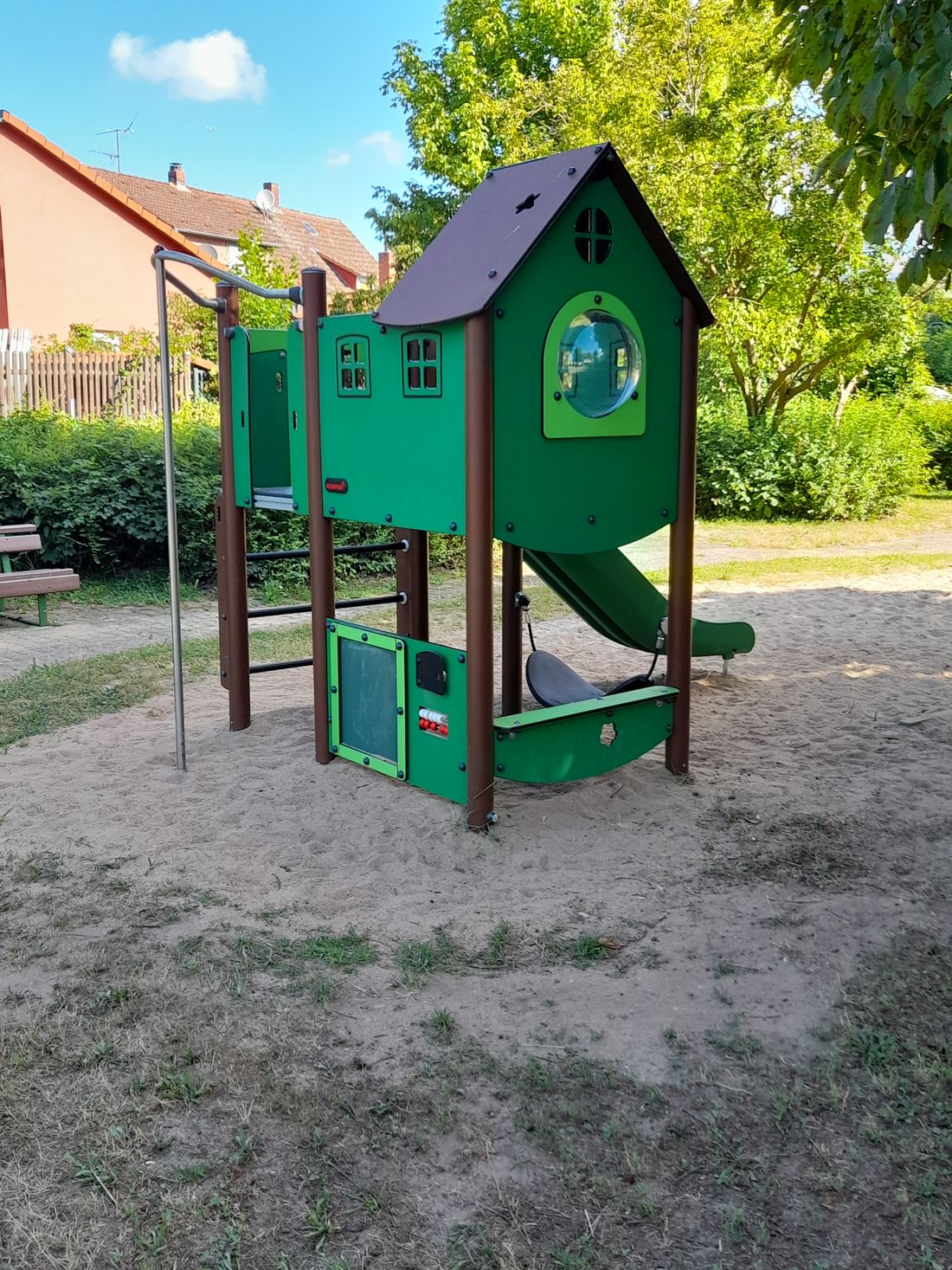 spielplcdugroskska az