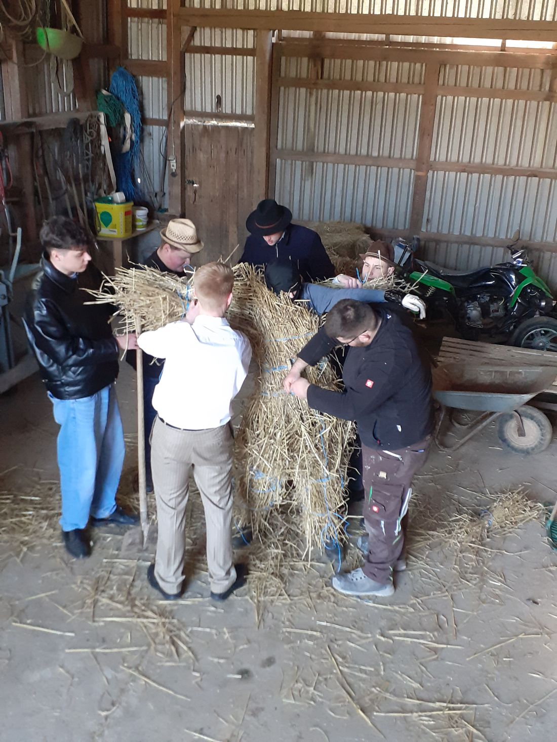 strohbaerungterr az2