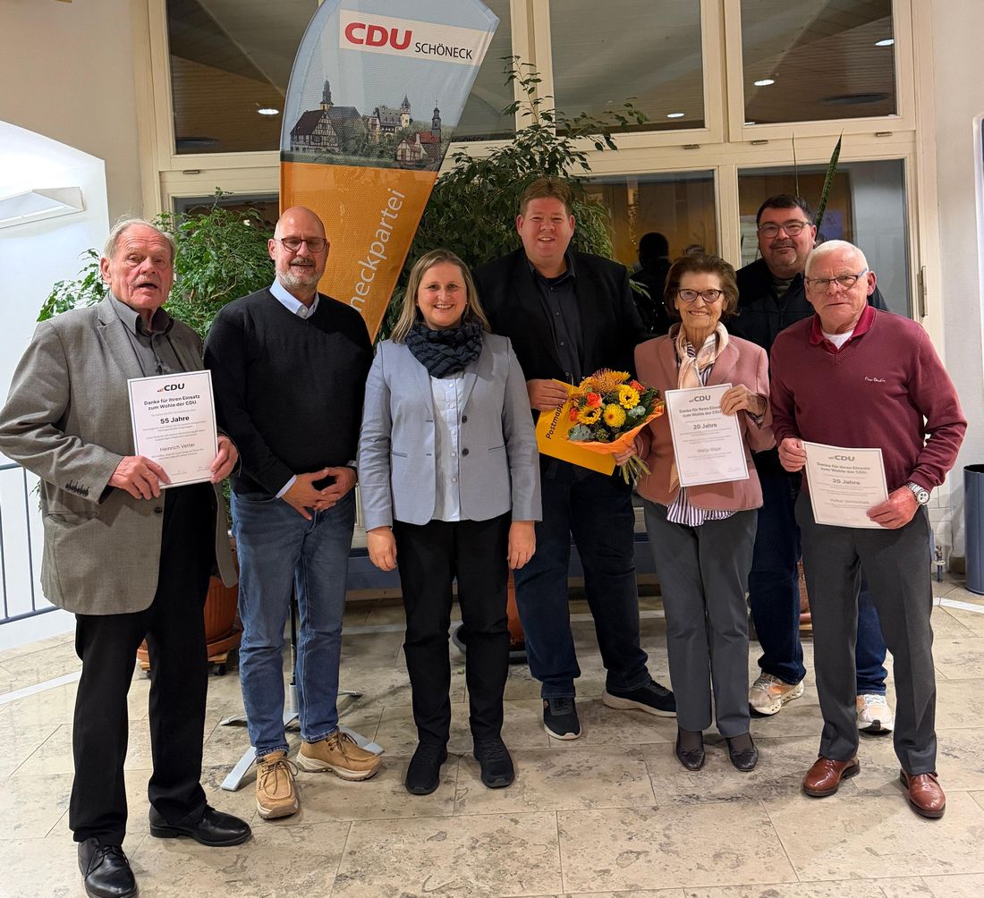 cduschoenehrung az