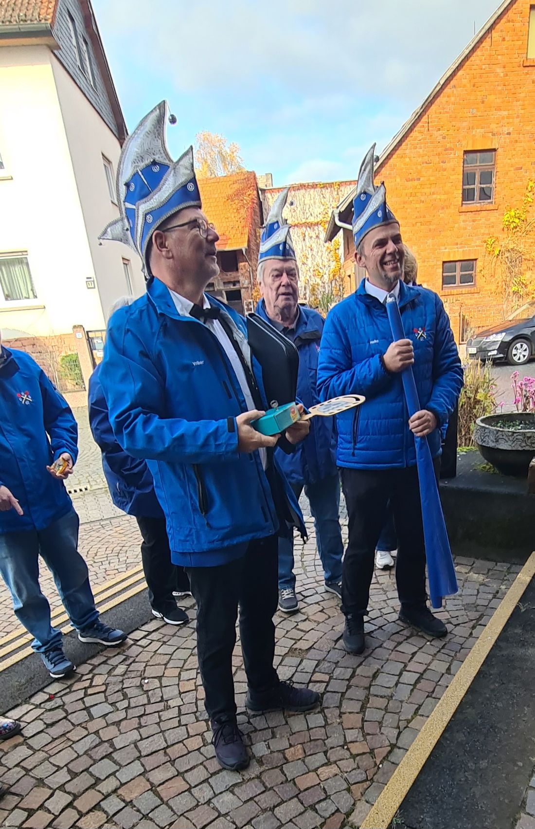 schwfelnarrenoffen az2