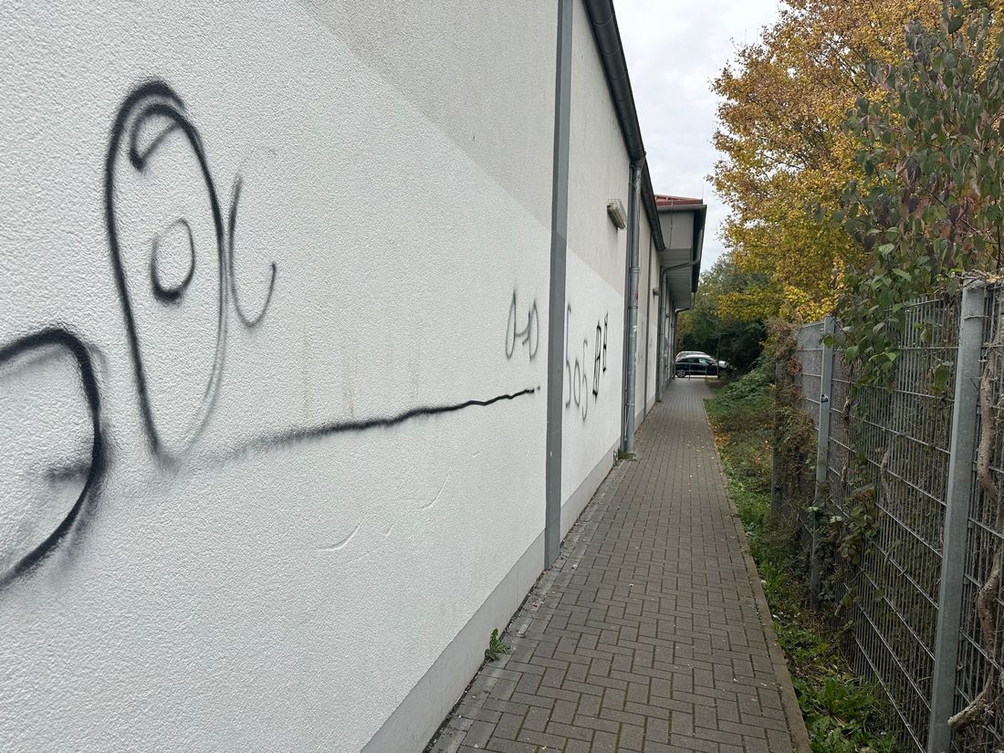 fassade az8