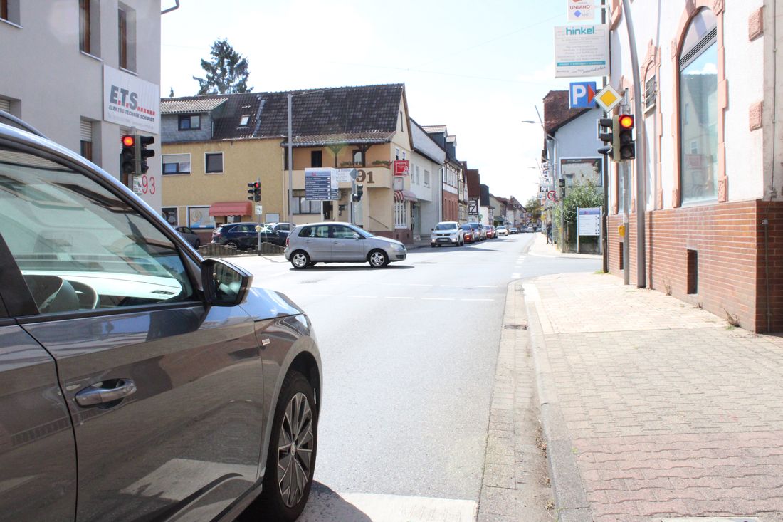 hauptstrbruch az