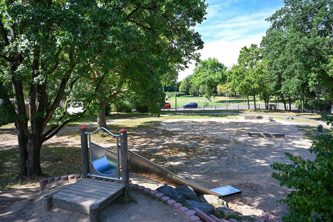 dresdnerstrasspielpl az2