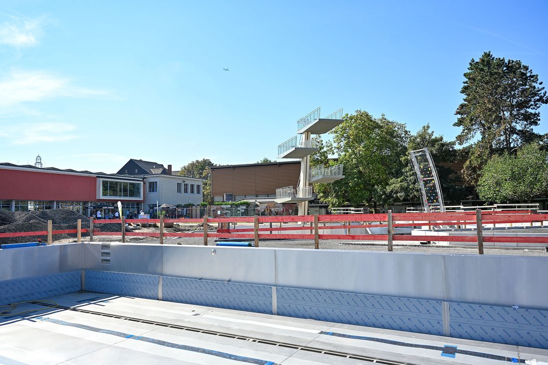 freibadheinrichf az6