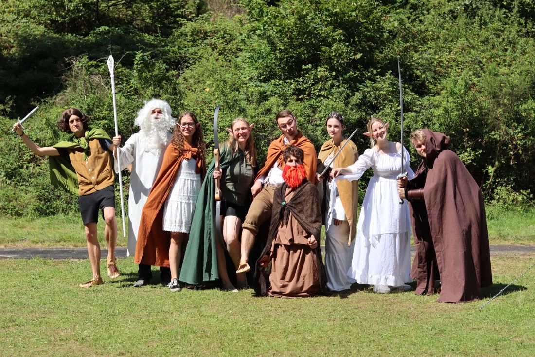 zeltlagerinmittelerde az1