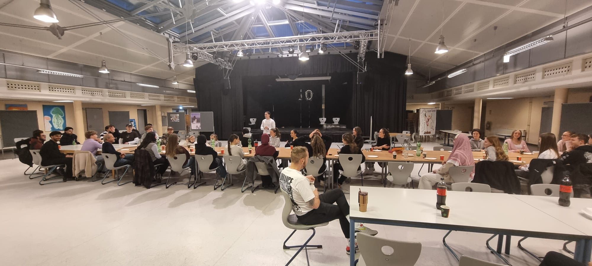 nachtindershcumain az1