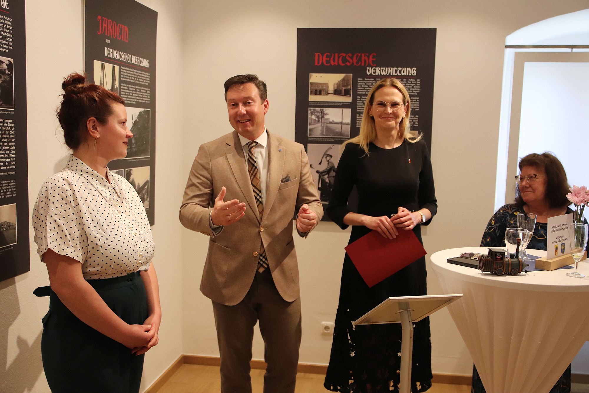 nazibesetzausstell az