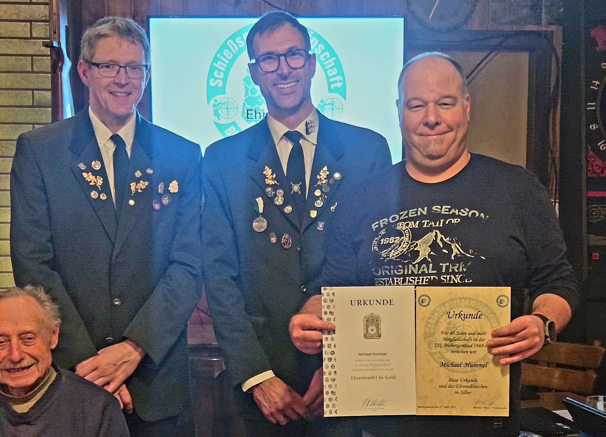 schiesspbiebehrun az