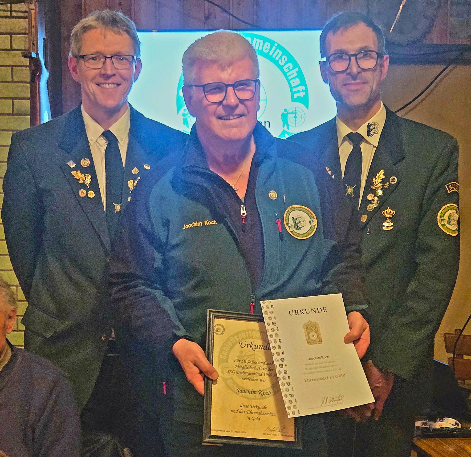 schiesspbiebehrun az2