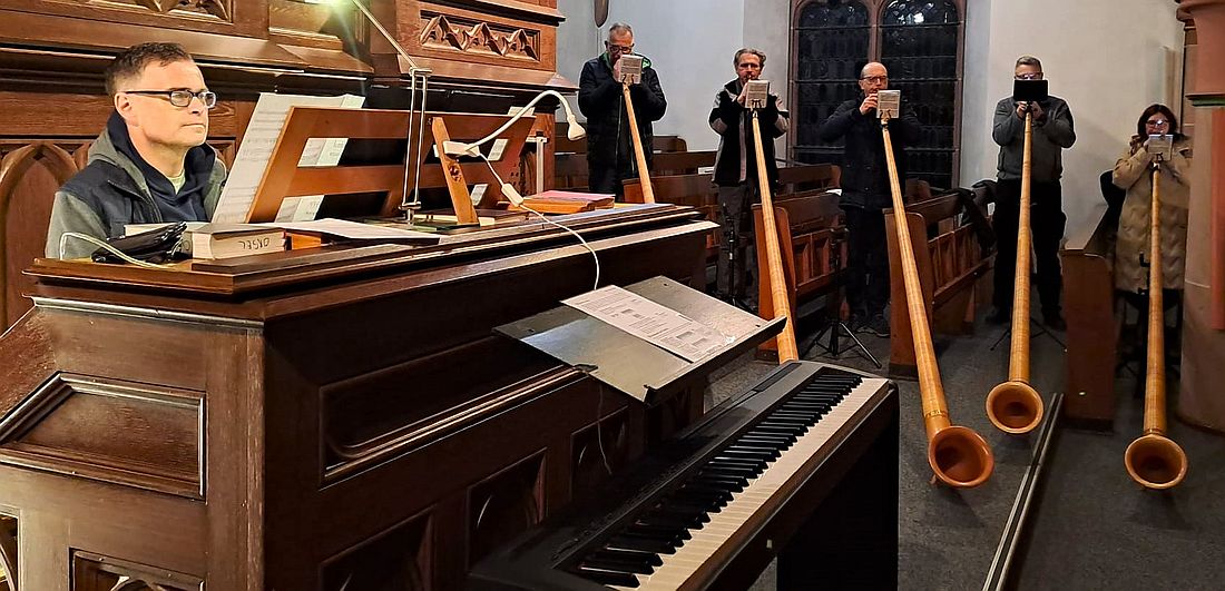 gottesdientintrachtal az1