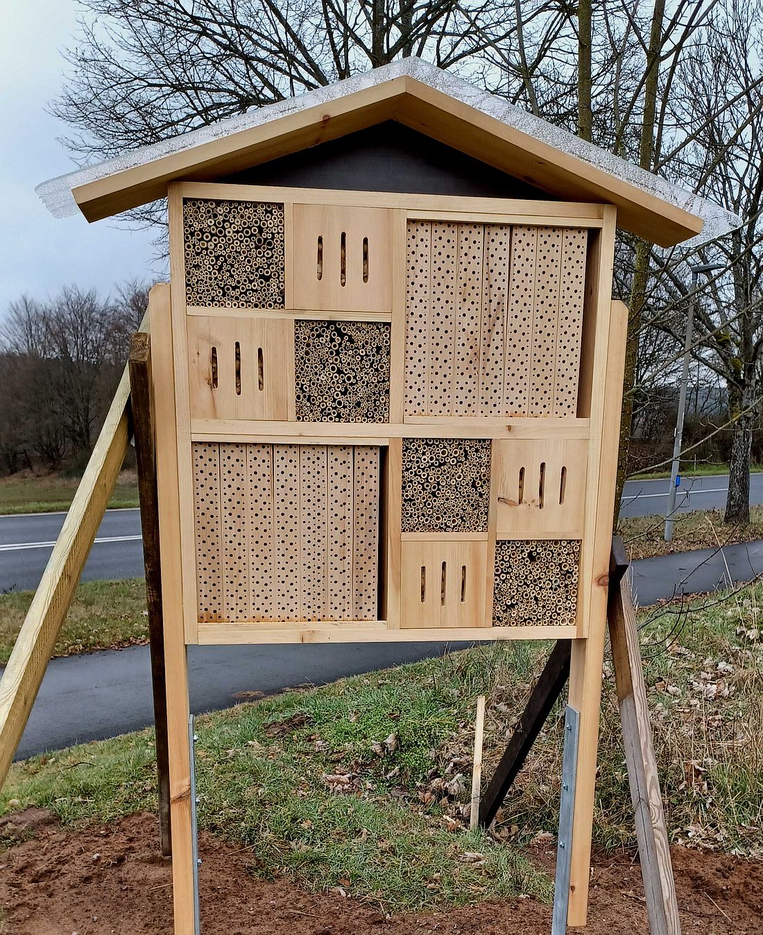 insektenhotelrode az