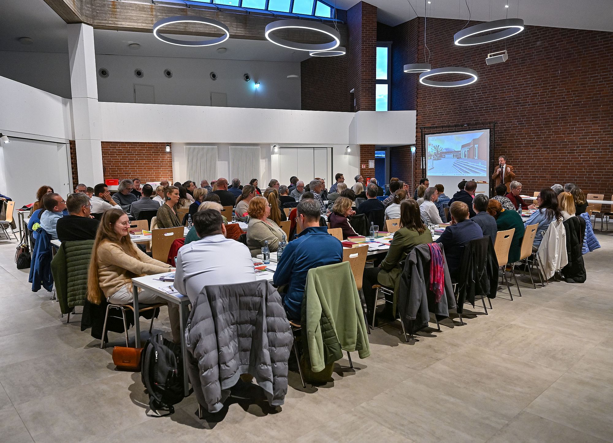 kreisynodakonsti az1