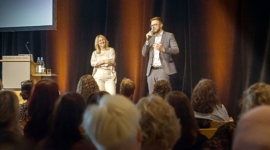 miteinankitahanau az