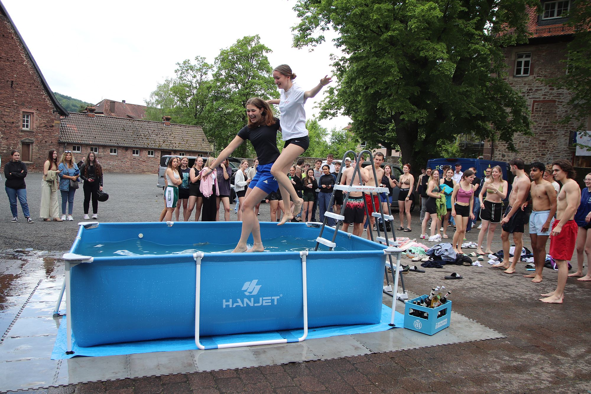 huttensprungppol az4