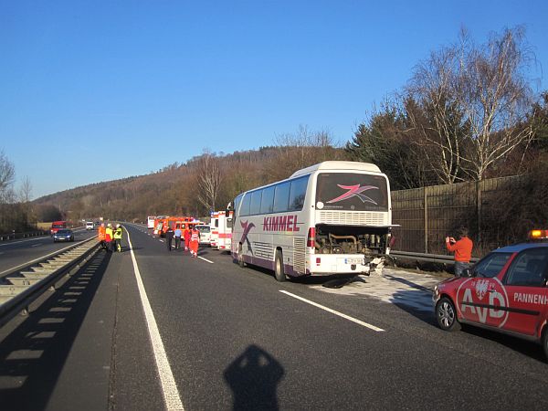 Schulbusunfall A66 11