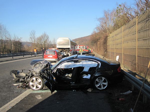 Schulbusunfall A66 14