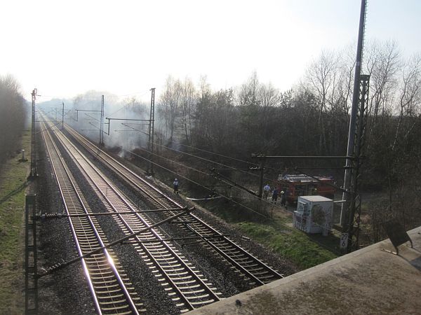 feuer bahngleise13