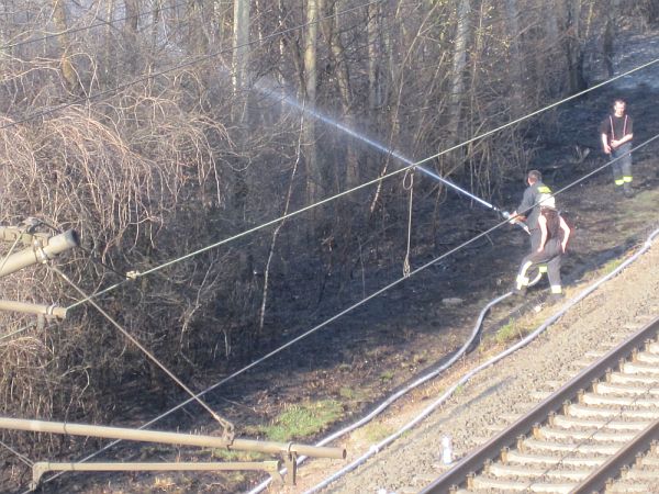 feuer bahngleise21