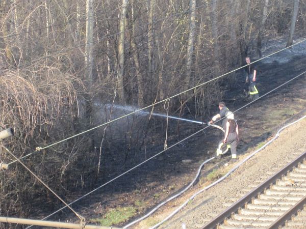 feuer bahngleise22