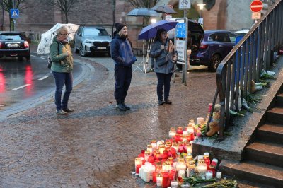 Aschaffenburg trauert nach tödlicher Messerattacke