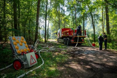 Brennender Holzpolter sorgt für größeren Einsatz